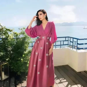 فستان سهرة أنيق بتوقيع ياسمين صبري